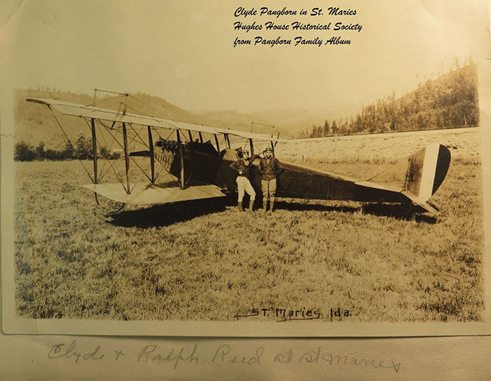 Clyde Pangborn (L?) & Lt. Ralph Reid, St. Maries, ID, Ca. 1919-20 (Source: Woodling)
